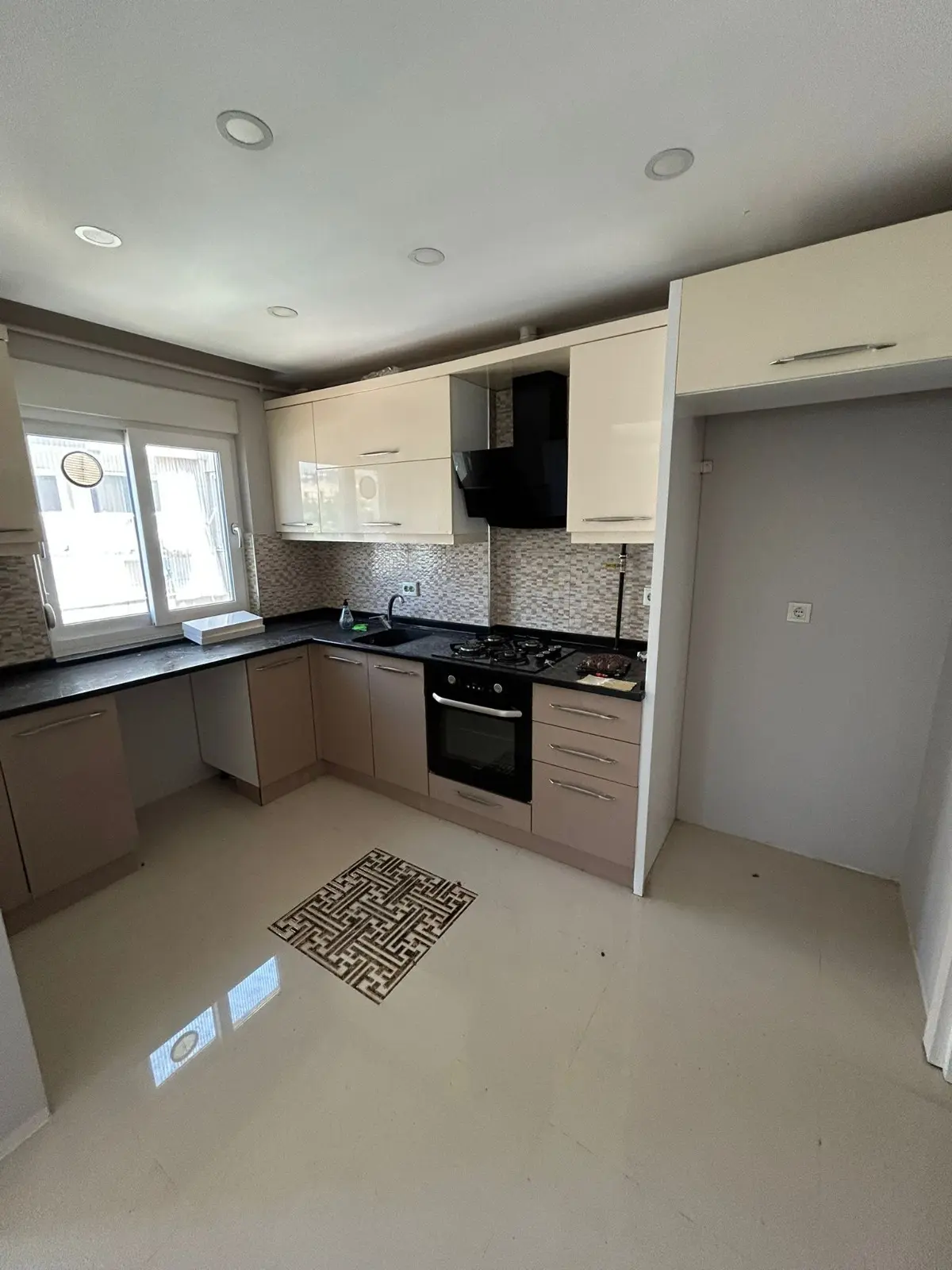 Kitchen area